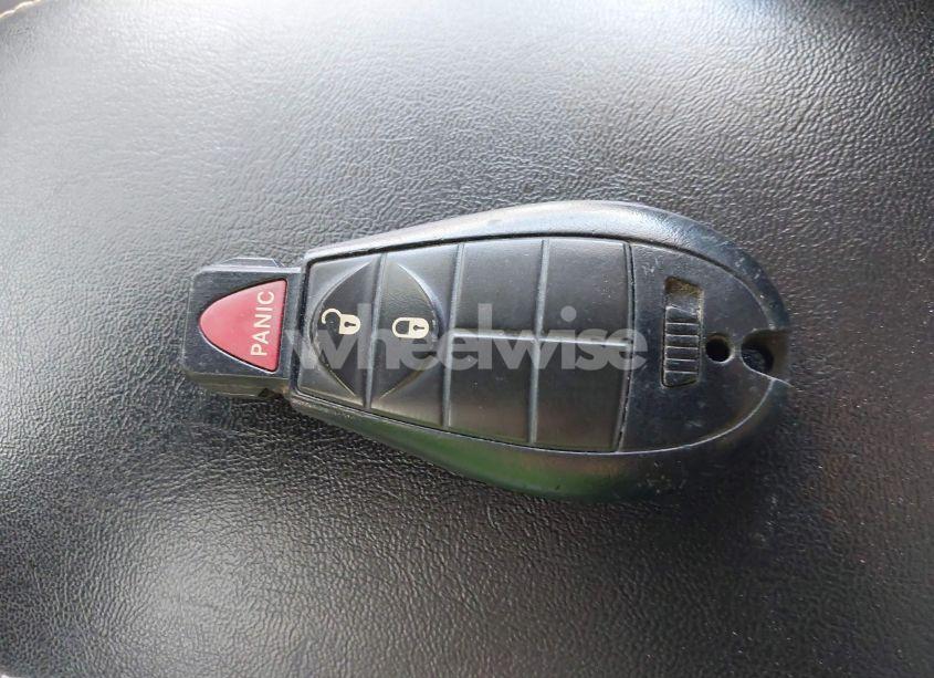 Photo 11 of 2018 Jeep Cherokee LATITUDE FWD (VIN 1C4PJLCB9JD560653)