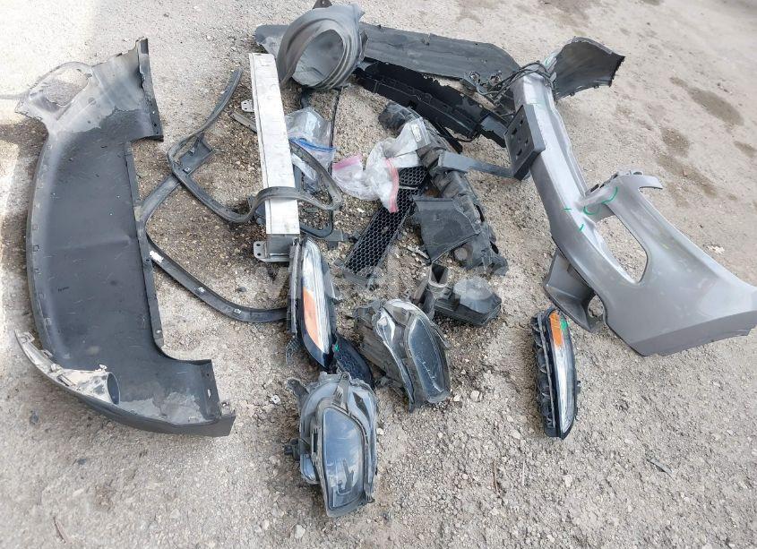 Photo 12 of 2018 Jeep Cherokee LATITUDE FWD (VIN 1C4PJLCB9JD560653)