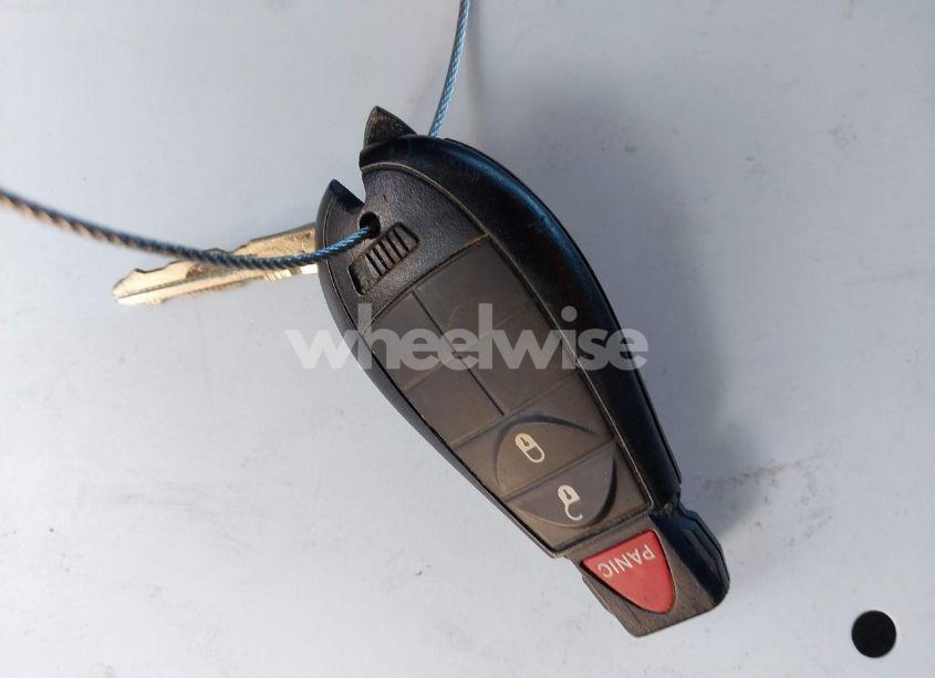 Photo 11 of 2019 Jeep Cherokee LATITUDE (VIN 1C4PJLCB9KD187597)