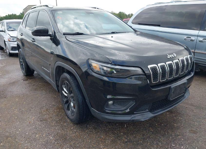 2019 Jeep Cherokee LATITUDE FWD (VIN 1C4PJLCB9KD307995) main photo