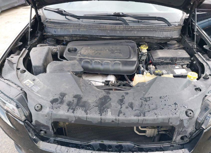 Photo 10 of 2019 Jeep Cherokee LATITUDE FWD (VIN 1C4PJLCB9KD307995)