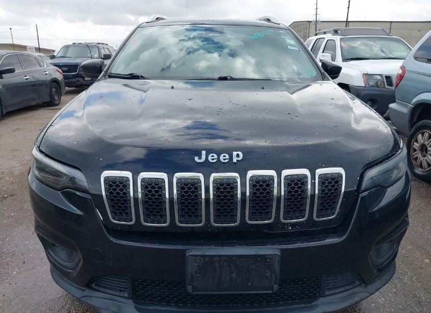 Photo 12 of 2019 Jeep Cherokee LATITUDE FWD (VIN 1C4PJLCB9KD307995)