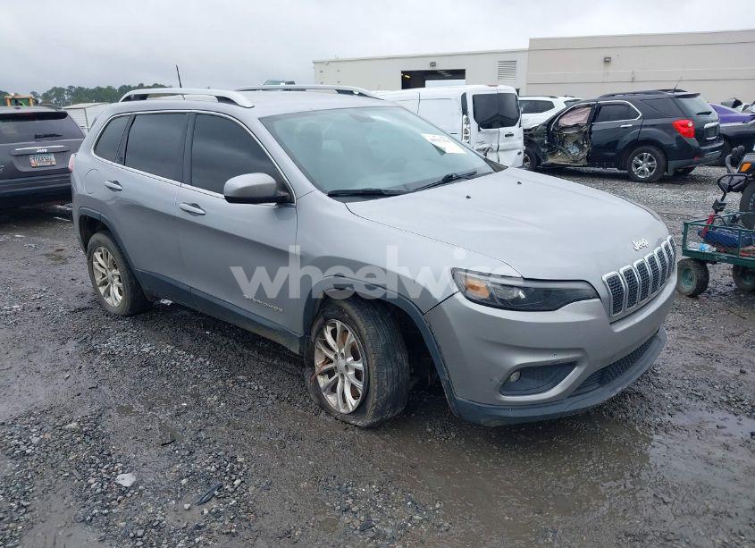2019 Jeep Cherokee LATITUDE (VIN 1C4PJLCB9KD326174) main photo