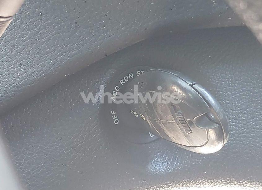 Photo 11 of 2019 Jeep Cherokee LATITUDE FWD (VIN 1C4PJLCB9KD396080)
