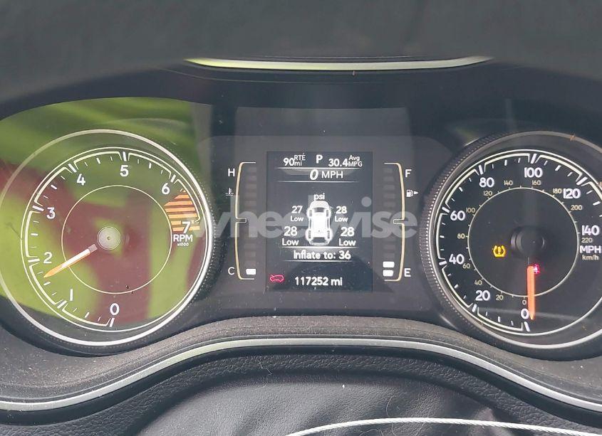 Photo 7 of 2020 Jeep Cherokee LATITUDE FWD (VIN 1C4PJLCB9LD521757)