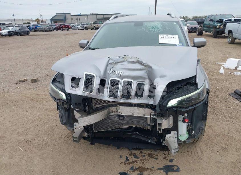 Photo 6 of 2020 Jeep Cherokee LATITUDE FWD (VIN 1C4PJLCB9LD552992)