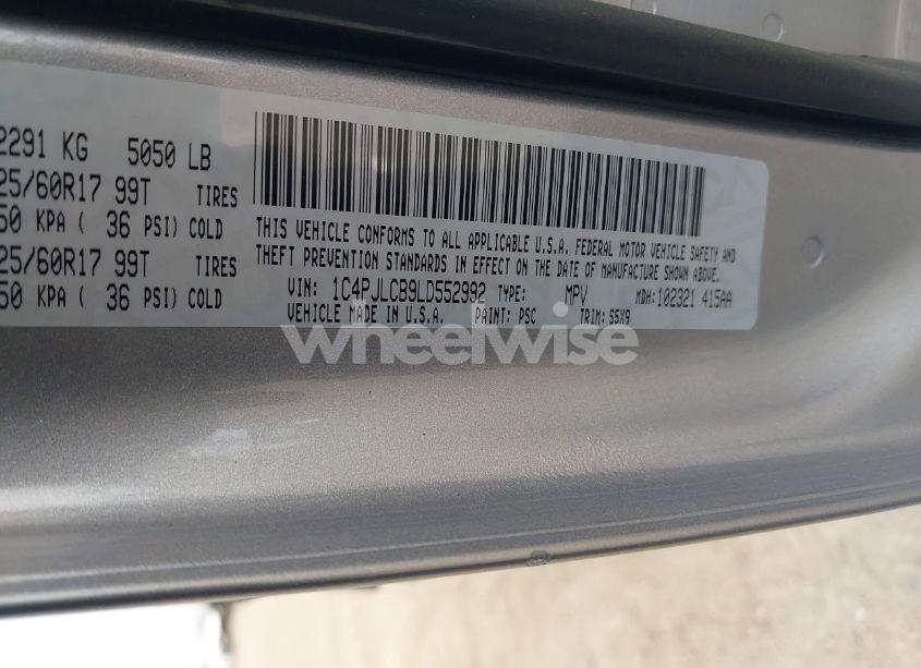 Photo 9 of 2020 Jeep Cherokee LATITUDE FWD (VIN 1C4PJLCB9LD552992)