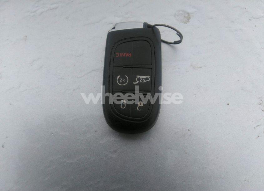 Photo 11 of 2014 Jeep Cherokee LATITUDE (VIN 1C4PJLCBXEW206148)