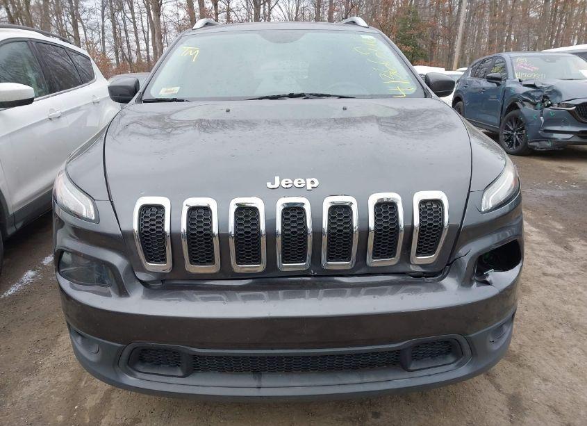 Photo 12 of 2014 Jeep Cherokee LATITUDE (VIN 1C4PJLCBXEW320845)