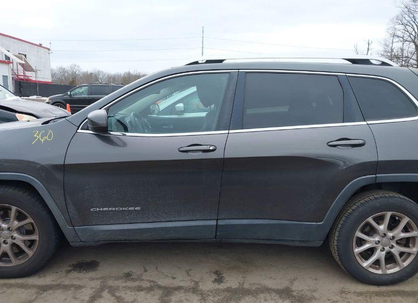Photo 14 of 2014 Jeep Cherokee LATITUDE (VIN 1C4PJLCBXEW320845)