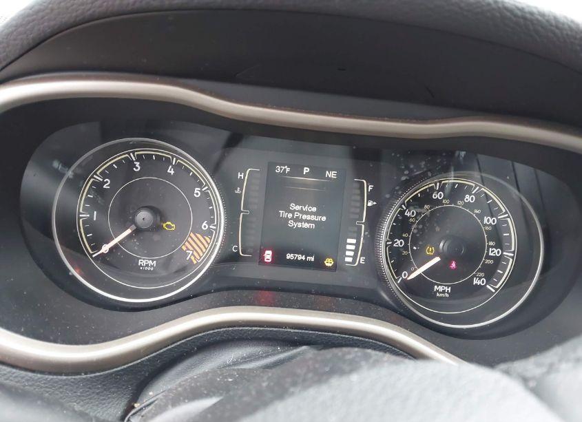 Photo 7 of 2014 Jeep Cherokee LATITUDE (VIN 1C4PJLCBXEW320845)