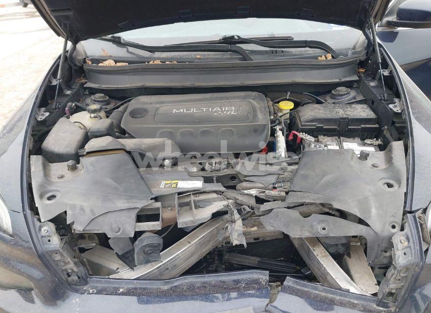 Photo 10 of 2015 Jeep Cherokee LATITUDE (VIN 1C4PJLCBXFW531335)