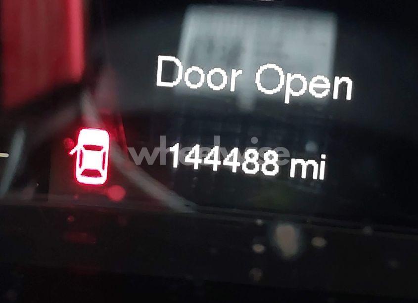 Photo 15 of 2015 Jeep Cherokee LATITUDE (VIN 1C4PJLCBXFW531335)