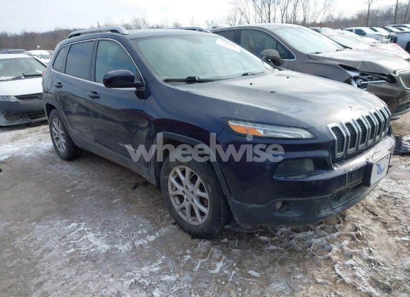 2015 Jeep Cherokee LATITUDE (VIN 1C4PJLCBXFW596752) main photo