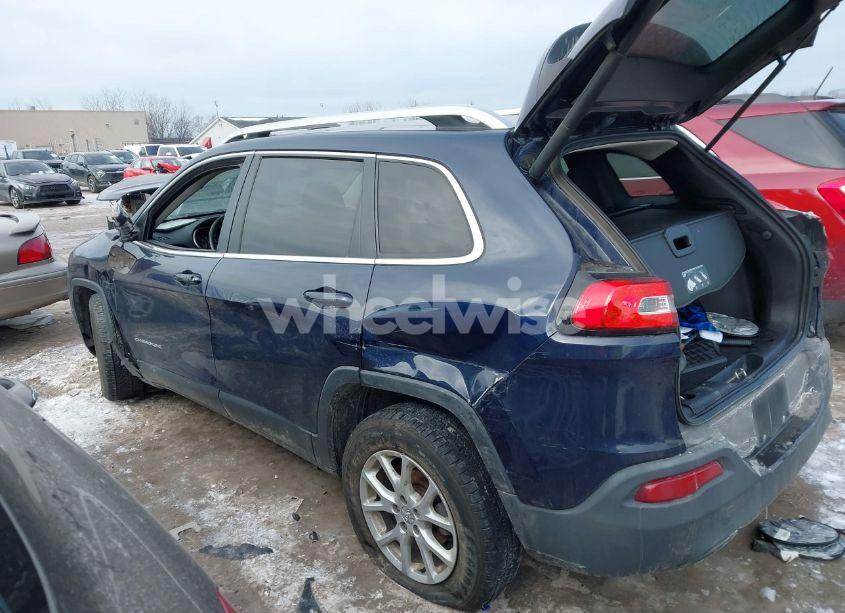 Photo 3 of 2015 Jeep Cherokee LATITUDE (VIN 1C4PJLCBXFW596752)