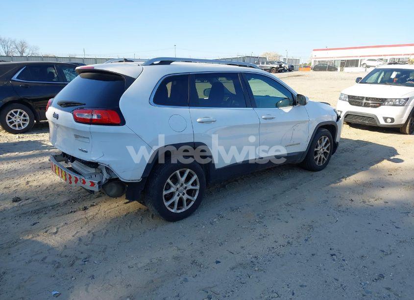 Photo 4 of 2015 Jeep Cherokee LATITUDE (VIN 1C4PJLCBXFW694339)