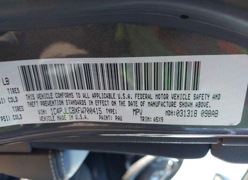 Photo 9 of 2015 Jeep Cherokee LATITUDE (VIN 1C4PJLCBXFW700415)