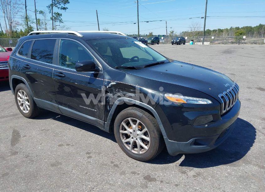 2015 Jeep Cherokee LATITUDE (VIN 1C4PJLCBXFW701483) main photo