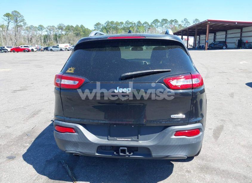 Photo 16 of 2015 Jeep Cherokee LATITUDE (VIN 1C4PJLCBXFW701483)