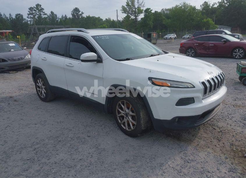 2016 Jeep Cherokee LATITUDE (VIN 1C4PJLCBXGW125475) main photo