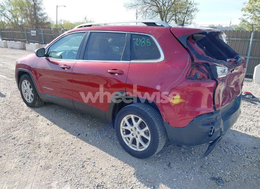 Photo 3 of 2016 Jeep Cherokee LATITUDE (VIN 1C4PJLCBXGW208582)