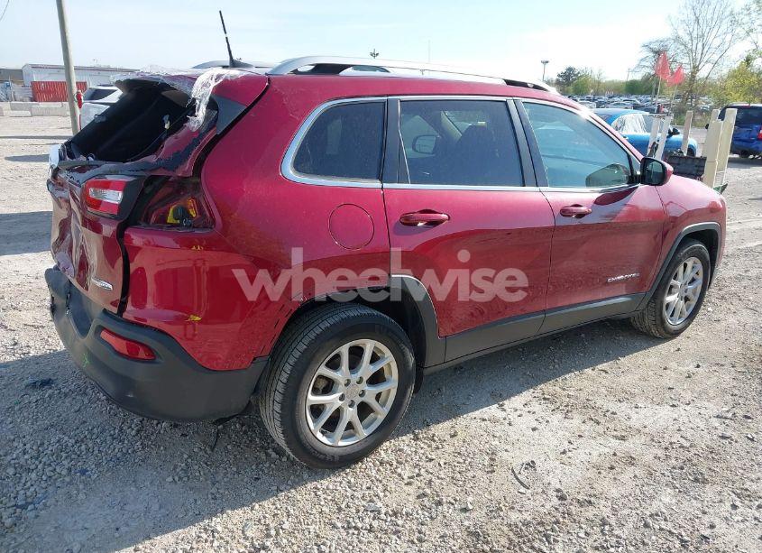 Photo 4 of 2016 Jeep Cherokee LATITUDE (VIN 1C4PJLCBXGW208582)