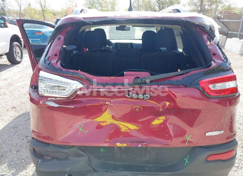 Photo 6 of 2016 Jeep Cherokee LATITUDE (VIN 1C4PJLCBXGW208582)