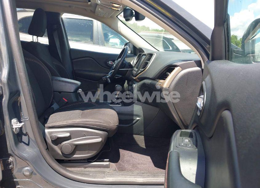 Photo 5 of 2016 Jeep Cherokee 75TH ANNIVERSARY (VIN 1C4PJLCBXGW284156)