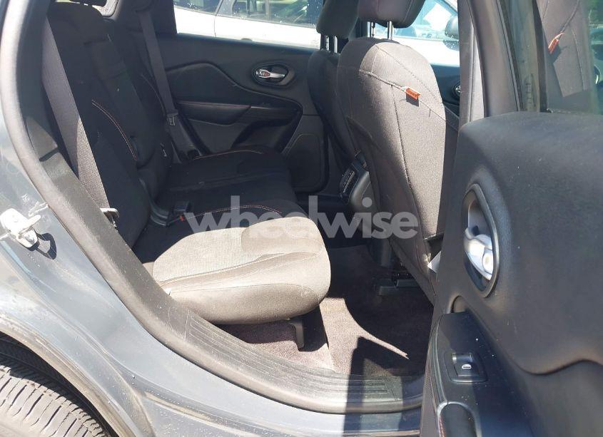 Photo 8 of 2016 Jeep Cherokee 75TH ANNIVERSARY (VIN 1C4PJLCBXGW284156)