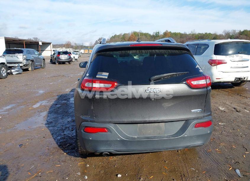 Photo 16 of 2017 Jeep Cherokee LATITUDE FWD (VIN 1C4PJLCBXHW503246)