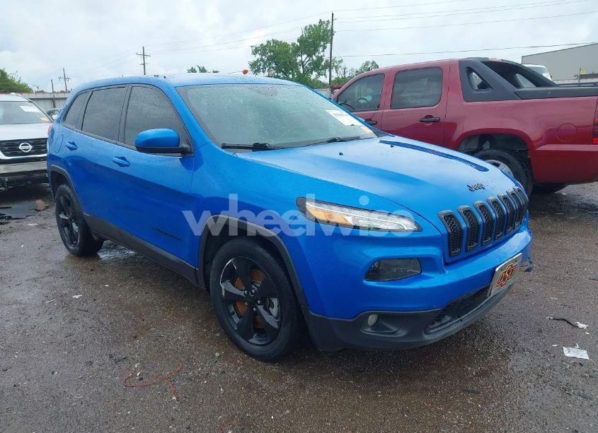 2018 Jeep Cherokee LATITUDE FWD (VIN 1C4PJLCBXJD595296) main photo