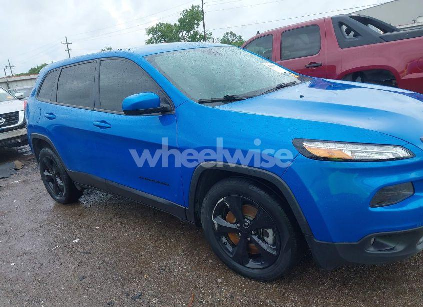 Photo 13 of 2018 Jeep Cherokee LATITUDE FWD (VIN 1C4PJLCBXJD595296)