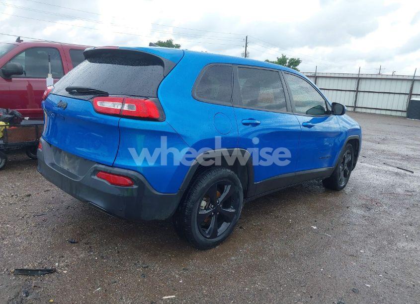 Photo 4 of 2018 Jeep Cherokee LATITUDE FWD (VIN 1C4PJLCBXJD595296)