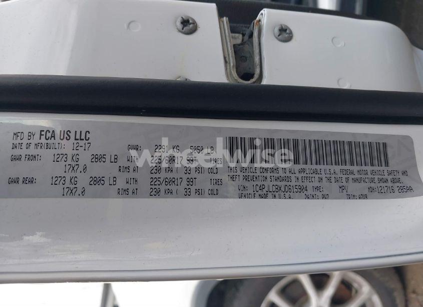 Photo 9 of 2018 Jeep Cherokee LATITUDE FWD (VIN 1C4PJLCBXJD615904)