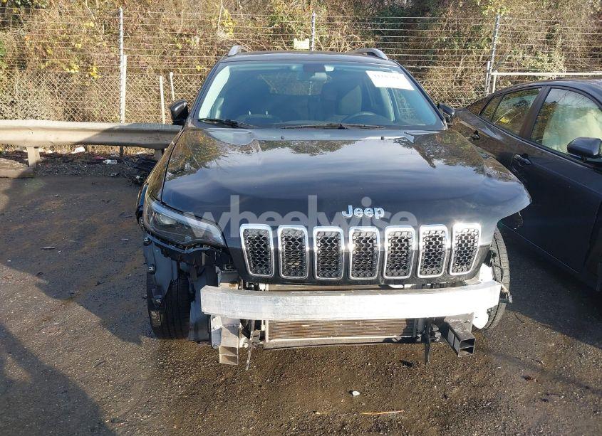 Photo 12 of 2019 Jeep Cherokee LATITUDE FWD (VIN 1C4PJLCBXKD160151)