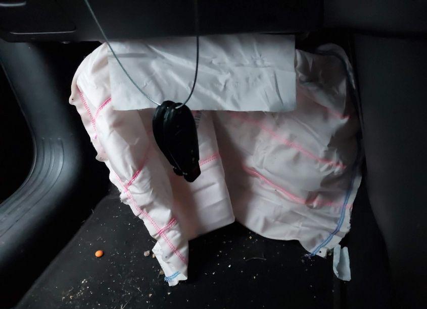 Photo 11 of 2019 Jeep Cherokee LATITUDE FWD (VIN 1C4PJLCBXKD357708)