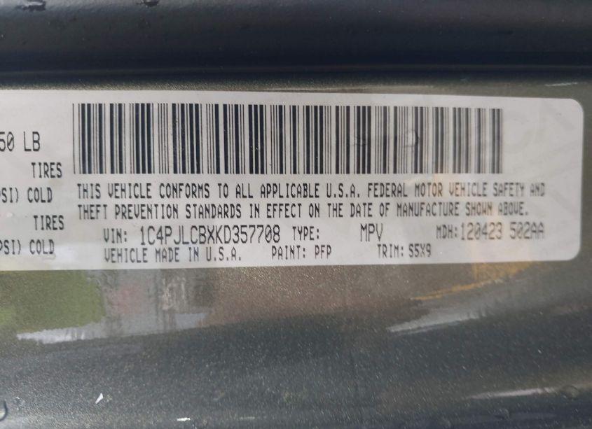 Photo 9 of 2019 Jeep Cherokee LATITUDE FWD (VIN 1C4PJLCBXKD357708)