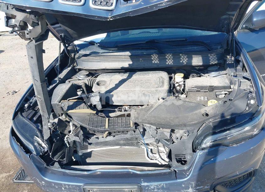 Photo 10 of 2020 Jeep Cherokee LATITUDE FWD (VIN 1C4PJLCBXLD569784)