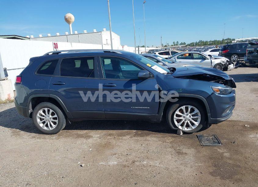 Photo 13 of 2020 Jeep Cherokee LATITUDE FWD (VIN 1C4PJLCBXLD569784)