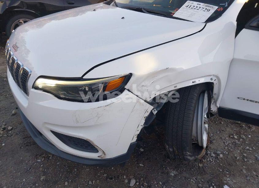 Photo 6 of 2020 Jeep Cherokee LATITUDE FWD (VIN 1C4PJLCBXLD640272)