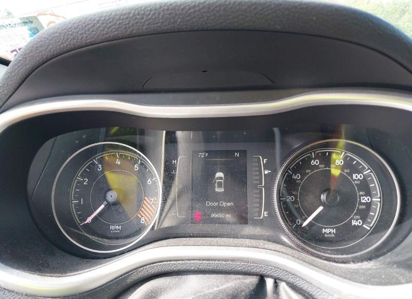 Photo 7 of 2014 Jeep Cherokee LATITUDE (VIN 1C4PJLCS0EW115616)