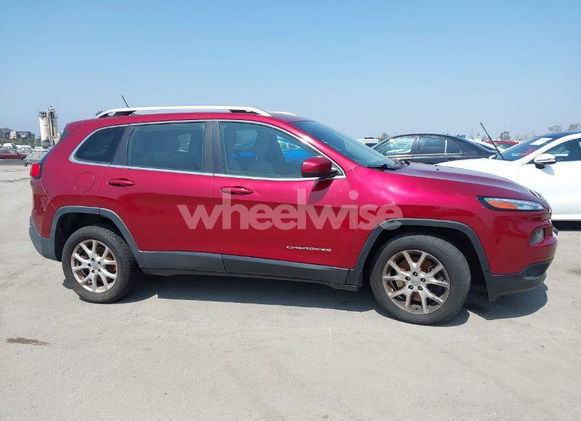 Photo 13 of 2015 Jeep Cherokee LATITUDE (VIN 1C4PJLCS0FW518528)