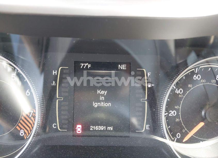 Photo 7 of 2015 Jeep Cherokee LATITUDE (VIN 1C4PJLCS0FW518528)
