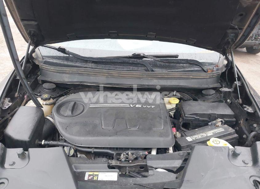 Photo 10 of 2017 Jeep Cherokee LATITUDE FWD (VIN 1C4PJLCS0HW574200)