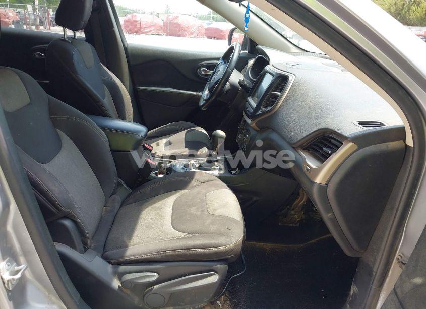 Photo 5 of 2014 Jeep Cherokee LATITUDE (VIN 1C4PJLCS1EW222173)