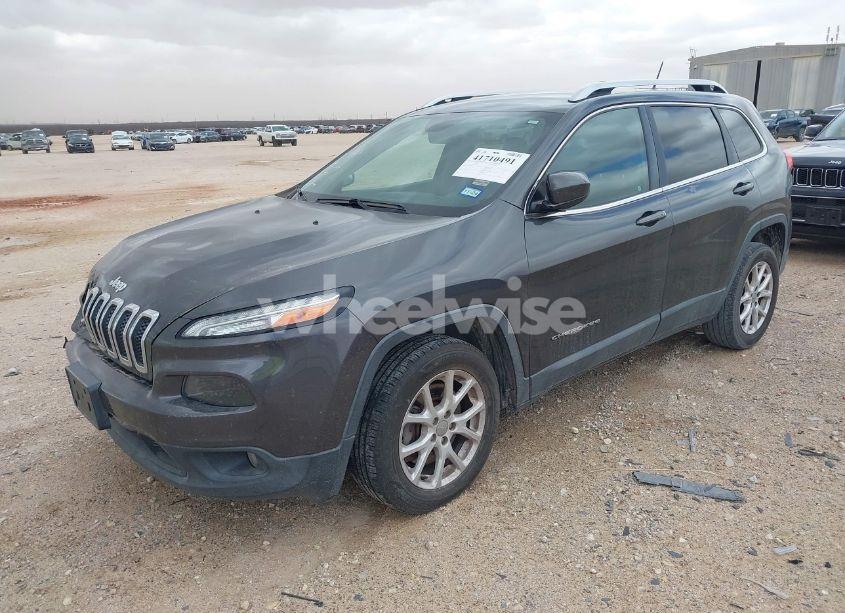 Photo 2 of 2014 Jeep Cherokee LATITUDE (VIN 1C4PJLCS1EW319194)