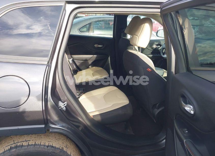 Photo 8 of 2016 Jeep Cherokee 75TH ANNIVERSARY (VIN 1C4PJLCS1GW258903)