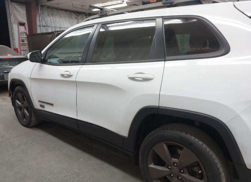 Photo 14 of 2016 Jeep Cherokee 75TH ANNIVERSARY (VIN 1C4PJLCS1GW281064)