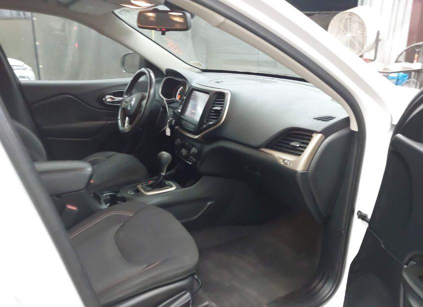 Photo 5 of 2016 Jeep Cherokee 75TH ANNIVERSARY (VIN 1C4PJLCS1GW281064)