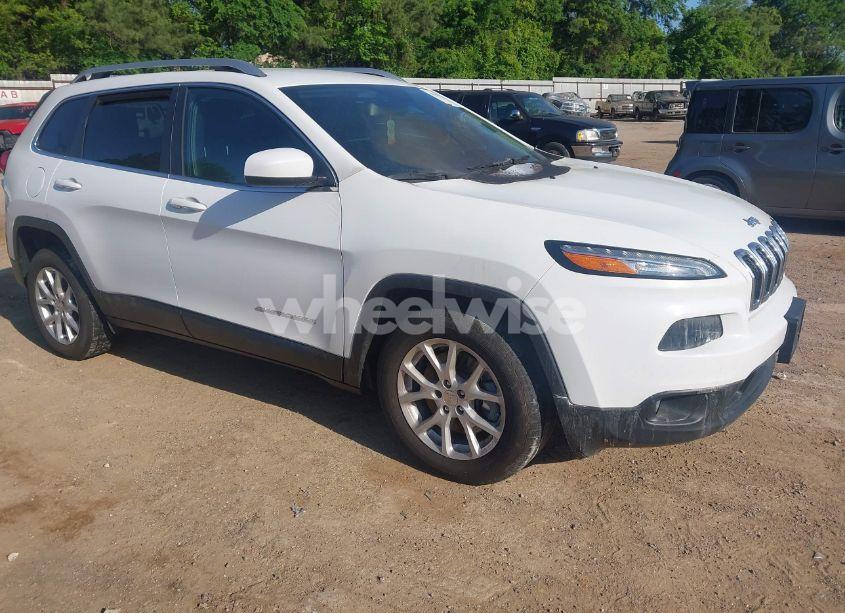 2016 Jeep Cherokee LATITUDE (VIN 1C4PJLCS1GW320140) main photo